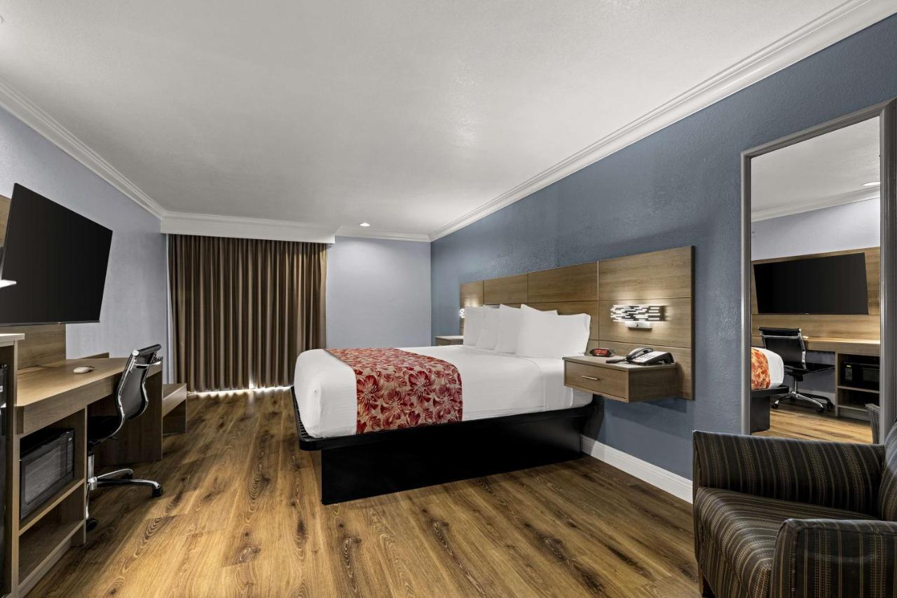 Best Western Moreno Hotel & Suites Moreno Valley Exterior foto